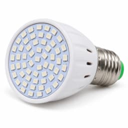 Ampoule horticole E27 sur fond blanc