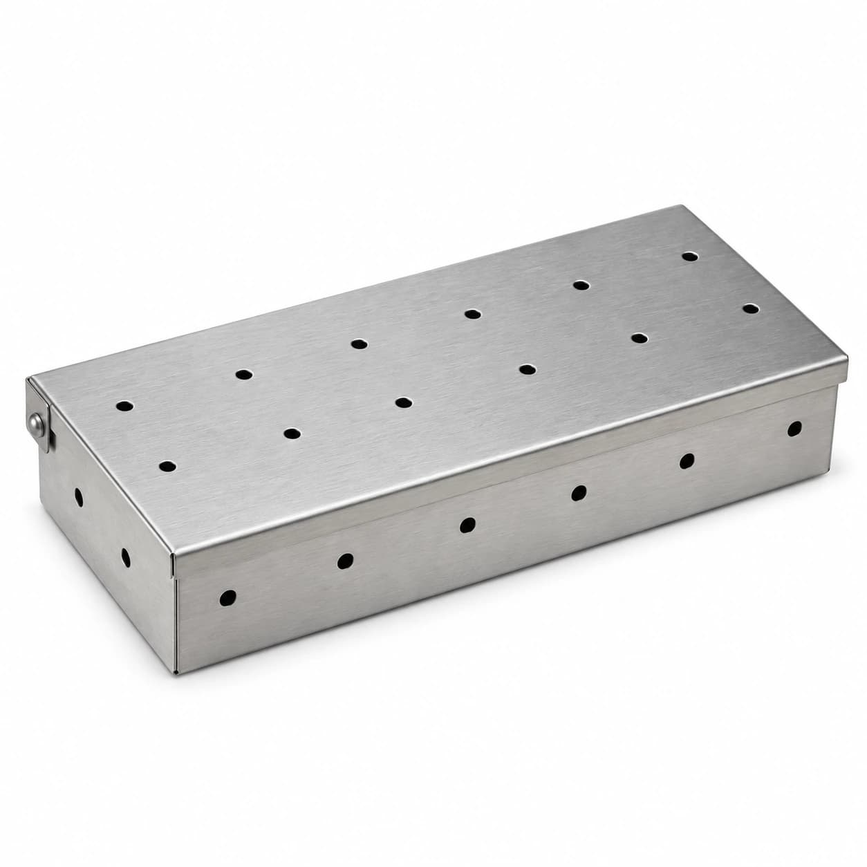 Boîte de fumage en acier inoxydable brossé, fermée, vue de trois quarts sur fond blanc