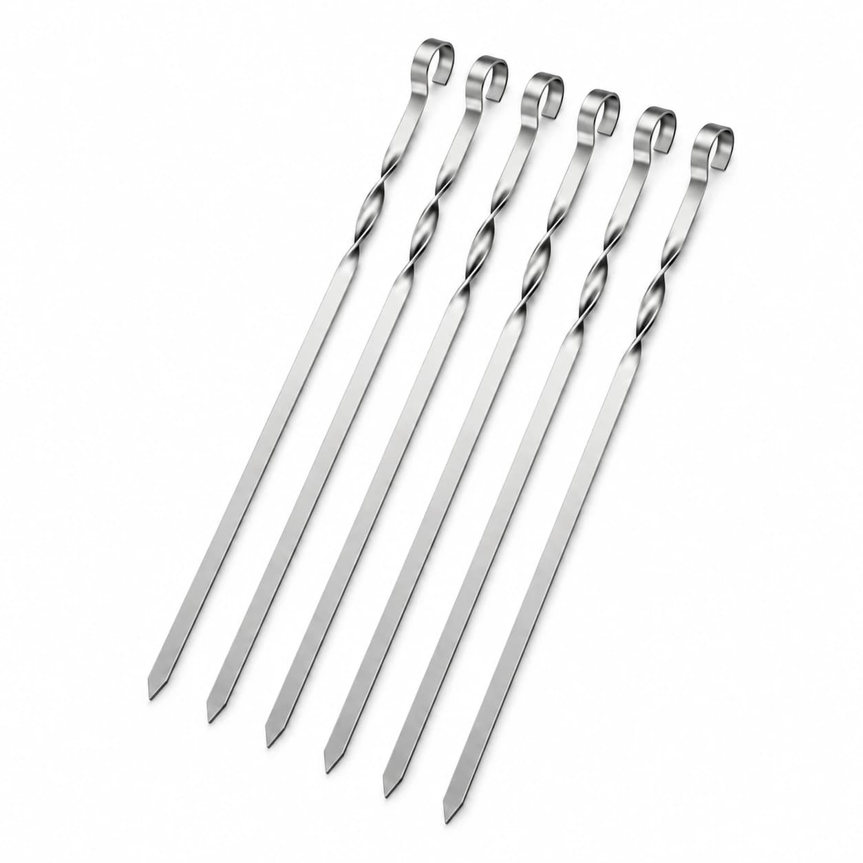 Six piques à brochette plates en inox satiné, lame lisse et pointe biseautée, sur fond blanc
