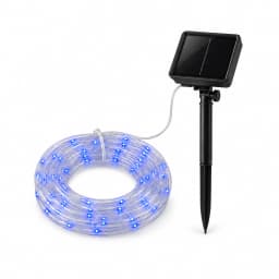 Corde lumineuse solaire bleue de 7 m et son panneau sur piquet, sur fond blanc